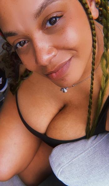 naomi, 35  female escort, Reading
