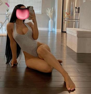 267-819-1464, 27  female escort, Reading
