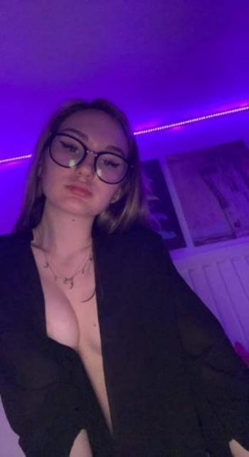 7245872104, female escort, Reading